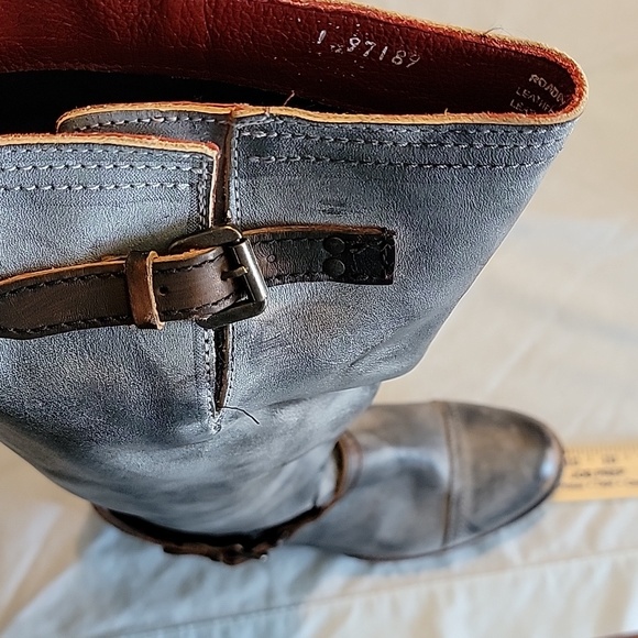 Women's FREEBIRD size 12 boots - Picture 10 of 11